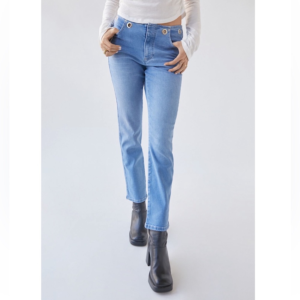 NWT UO BDG Grommet Low-Rise Skinny Jeans